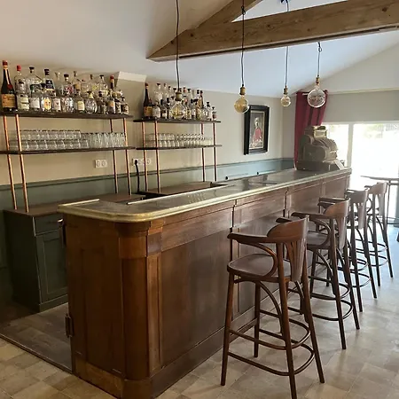 Relais De La Clartiere Bed and breakfast 3*